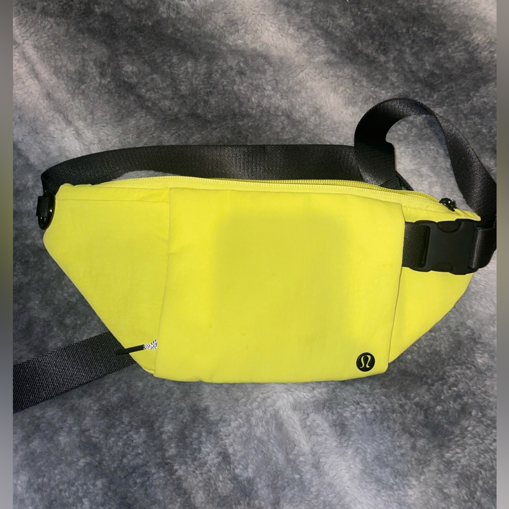 Lulu Fanny pack